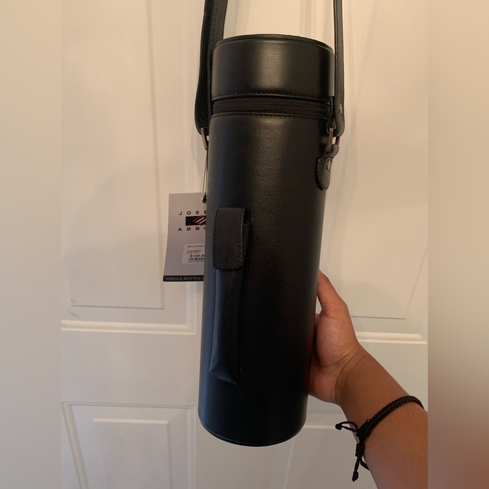 Leather Singular Wine Bottle Holder